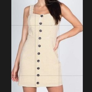 Essue Checkered Button-down Dress